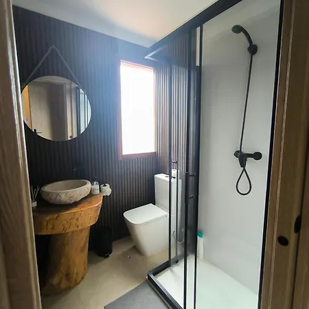 Con Hermosas Vistas A Quarto em Acomodações Particulares Bilbau