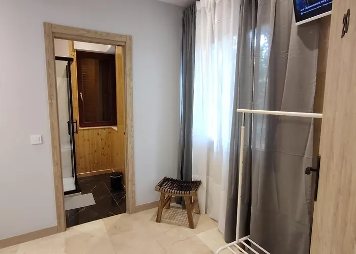 Con Hermosas Vistas A Quarto em Acomodações Particulares Bilbau