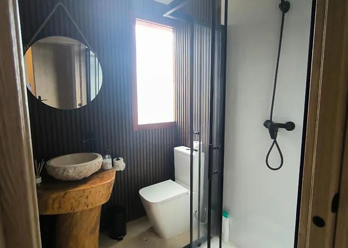 Con Hermosas Vistas A Quarto em Acomodações Particulares Bilbau